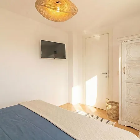 Feriehus Sabrina's By Interhome *